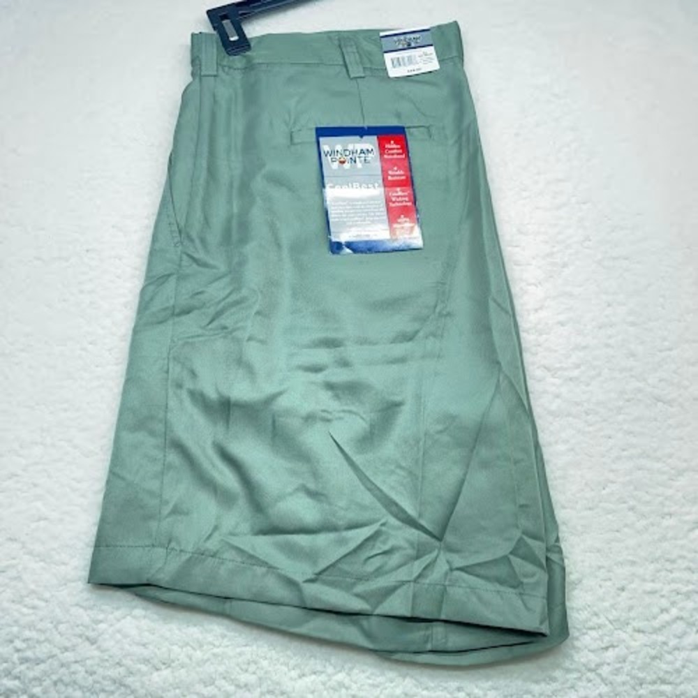 NEW Windham Pointe Golf Shorts Mens 42 CoolBest Sea Spray Wrinkle Resistant NWT